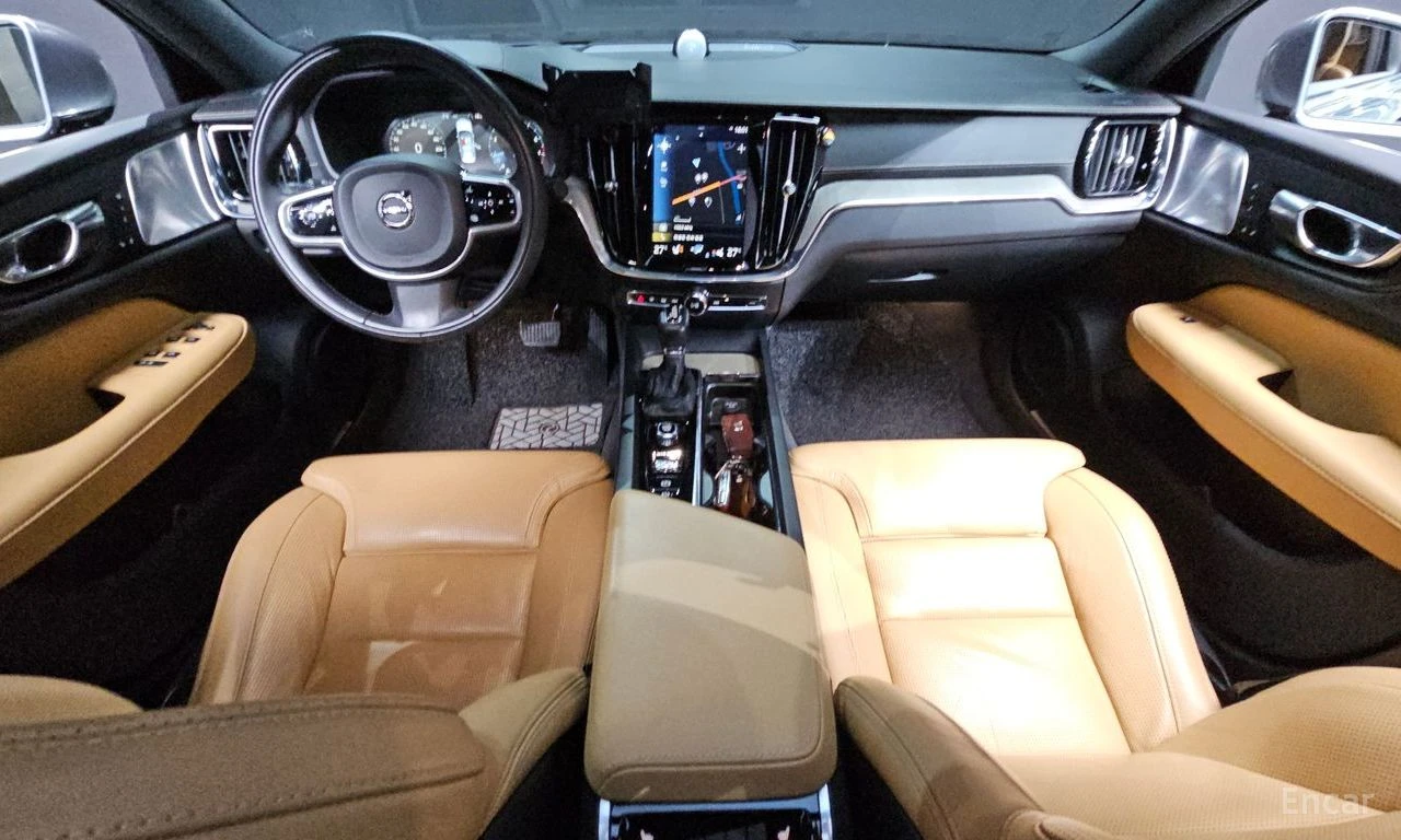Volvo S60 T5* INSCRIPT* ОБДУХВАНЕ* ПАНО* 360* КАМЕРИ* HEADUP, снимка 5 - Автомобили и джипове - 54478729
