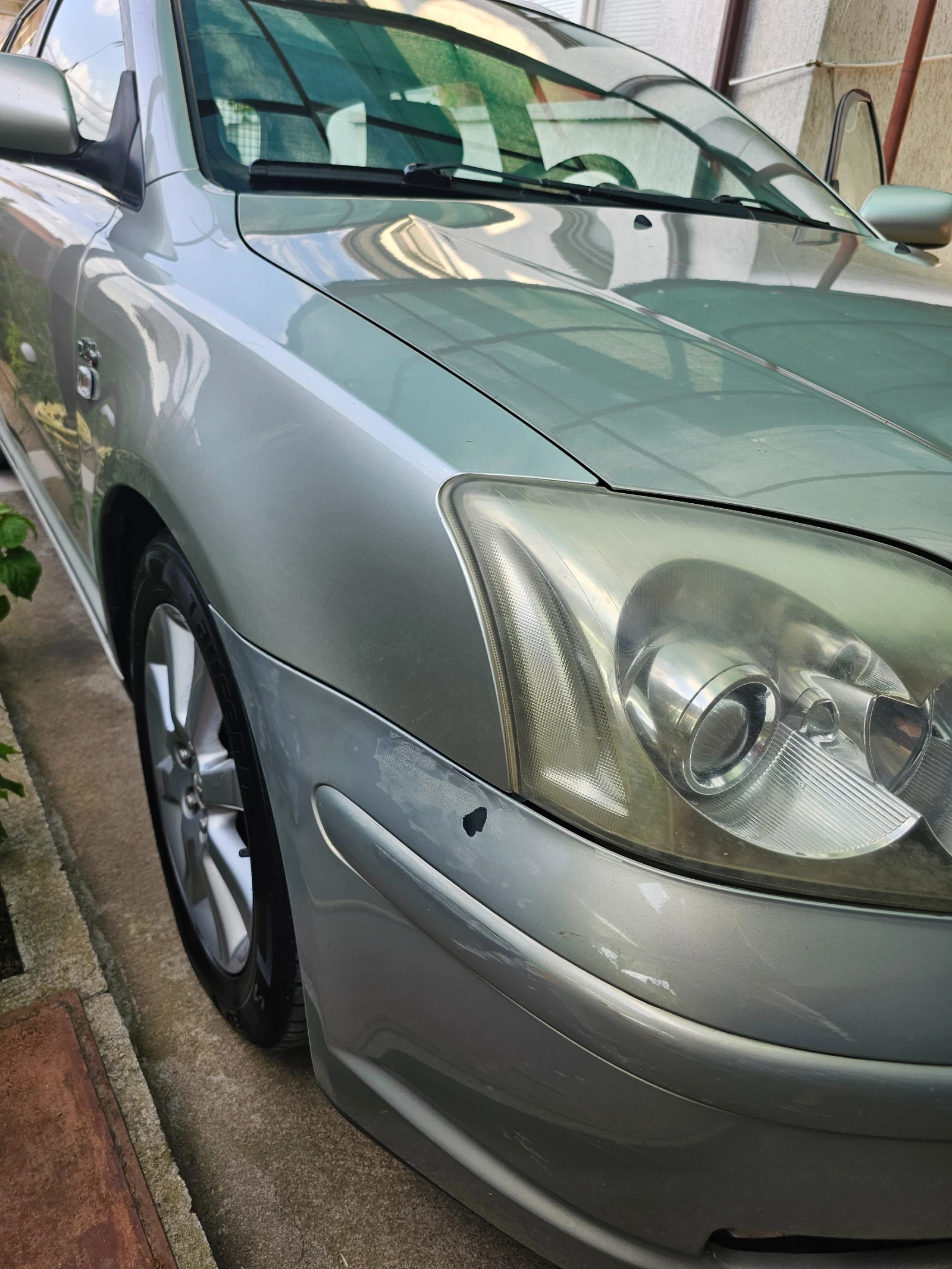 Toyota Avensis D4D, снимка 11 - Автомобили и джипове - 54610113