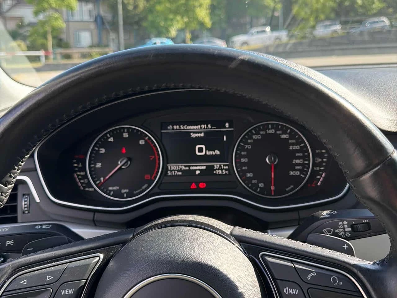 Audi A4 АВТОКРЕДИТ * ОТ ПРЕДСТАВИТЕЛСТВО , снимка 8 - Автомобили и джипове - 54710143