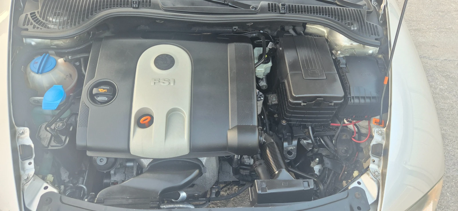 Skoda Octavia 1.6FSI-115к.с.* Климатроник* Седан* , снимка 12 - Автомобили и джипове - 55703162