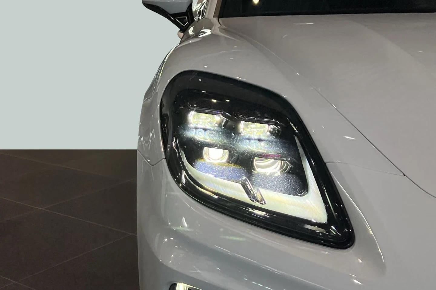 Porsche Panamera 4S E-HYBRID/ BOSE/ MATRIX/ HUD/360/PANO/ INNODRIVE | Mobile.bg � ����������� 6