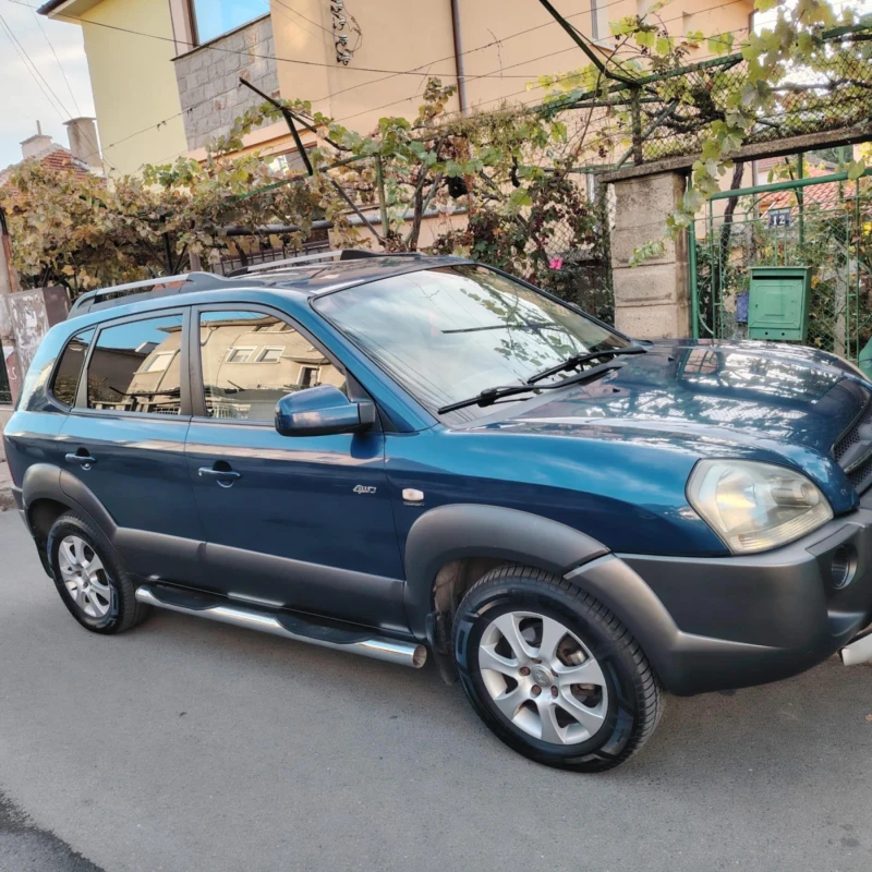 Hyundai Tucson, снимка 5 - Автомобили и джипове - 47538366