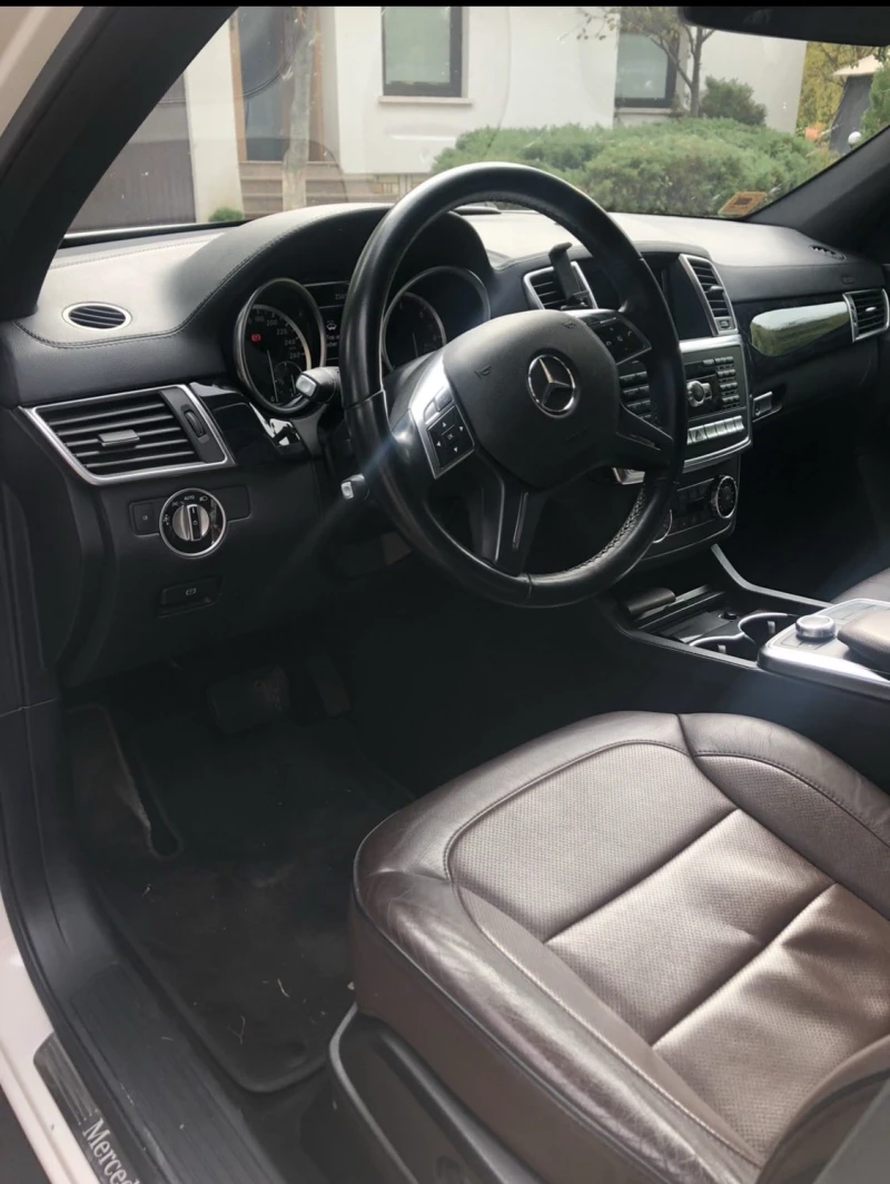 Mercedes-Benz ML 350 БЛУТЕК 4Х4, снимка 4 - Автомобили и джипове - 48718848