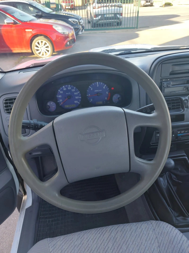 Nissan Navara KING CAB* 2.5 TDI* 103 кс* ЮЖНА ИТАЛИЯ* 202600 км, снимка 11 - Автомобили и джипове - 51770142