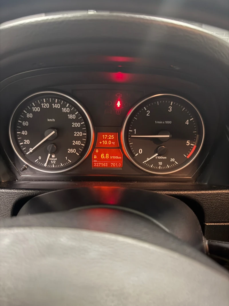 BMW X1, снимка 11 - Автомобили и джипове - 52601745