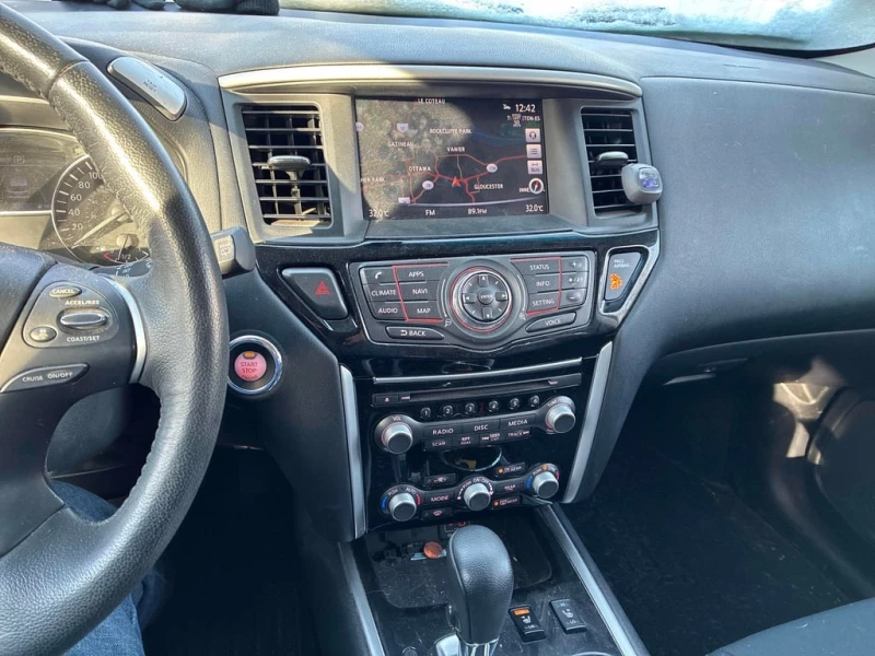 Nissan Pathfinder * SV Tech 4x4 * CARFAX * ЦЕНА ДО БГ, снимка 9 - Автомобили и джипове - 52835185