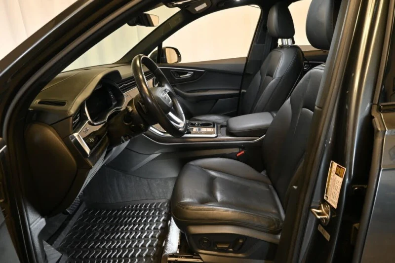 Audi Q7 Technik* Sline* Distr* Matrix* B&O* 360* Обдух* , снимка 8 - Автомобили и джипове - 52870718