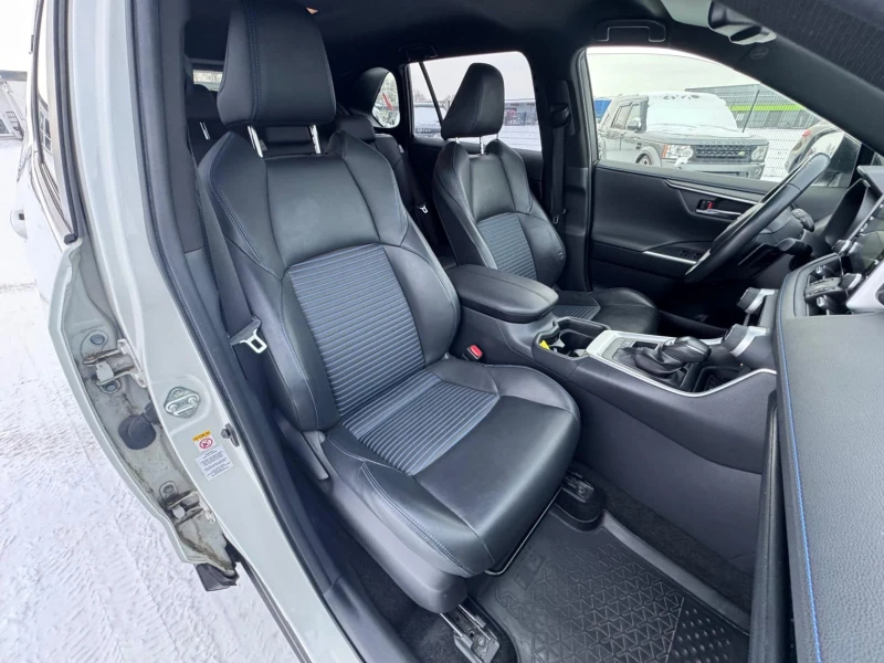 Toyota Rav4 2.5 hybrid , снимка 10 - Автомобили и джипове - 53527985