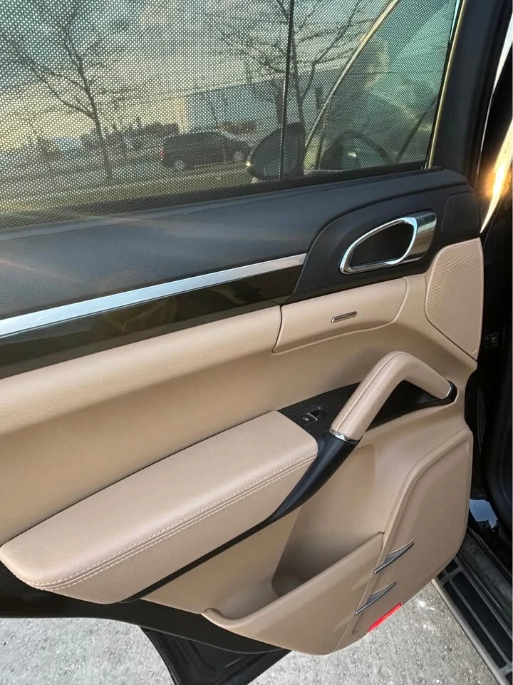 Porsche Cayenne * Facelift* * АвтоКредит* (ЦЕНА ДО БГ) - изображение 10