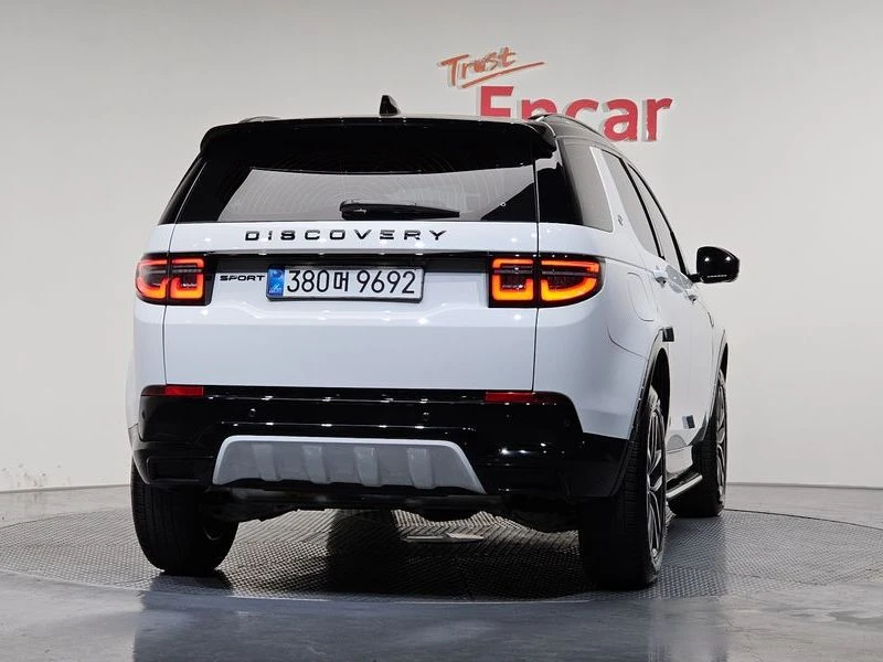 Land Rover Discovery Sport 2.0 Automatic, снимка 4 - Автомобили и джипове - 55931842