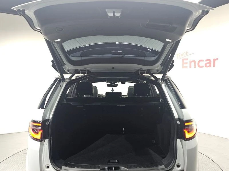 Land Rover Discovery Sport 2.0 Automatic, снимка 7 - Автомобили и джипове - 55931842