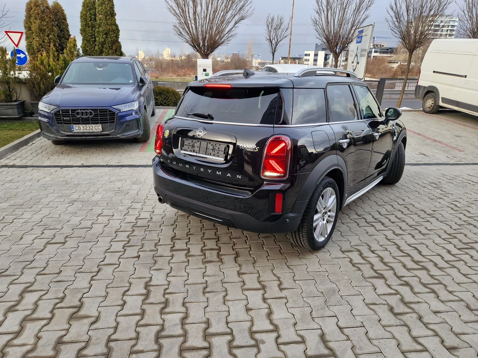 Mini Countryman PLUG-IN HYBRID 4WD AUTO - изображение 3