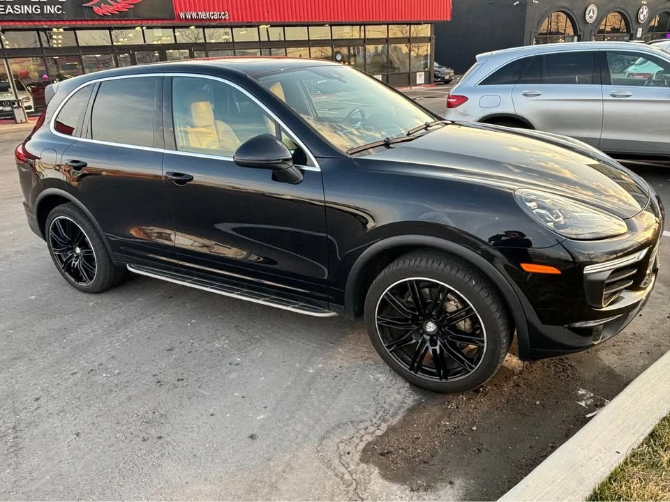 Porsche Cayenne * Facelift* * АвтоКредит* (ЦЕНА ДО БГ) - изображение 3