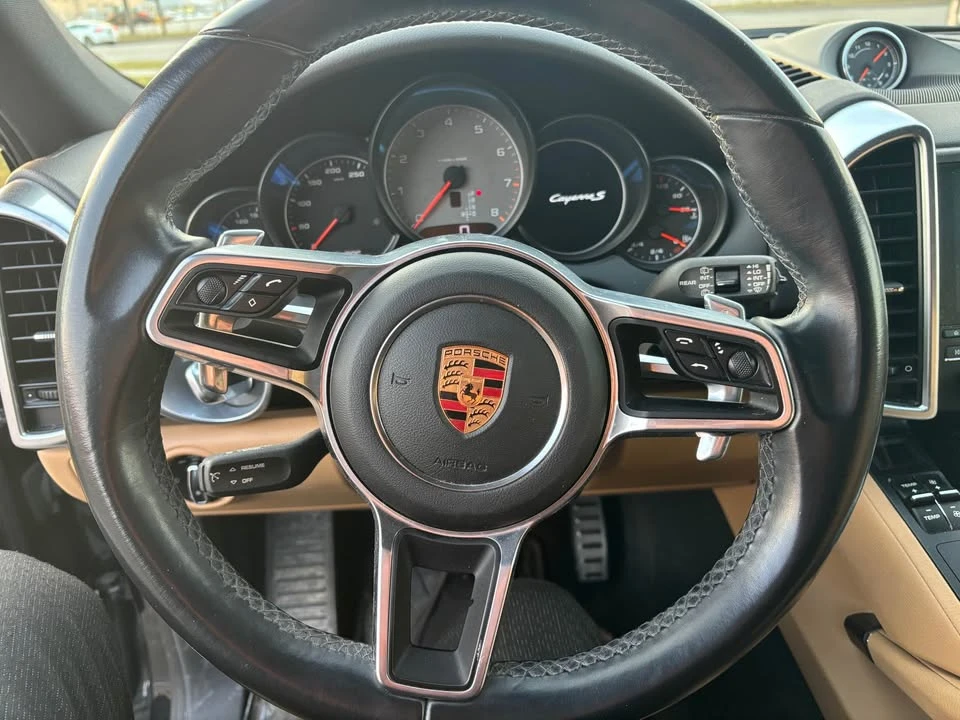 Porsche Cayenne * Facelift* * АвтоКредит* (ЦЕНА ДО БГ) - изображение 7