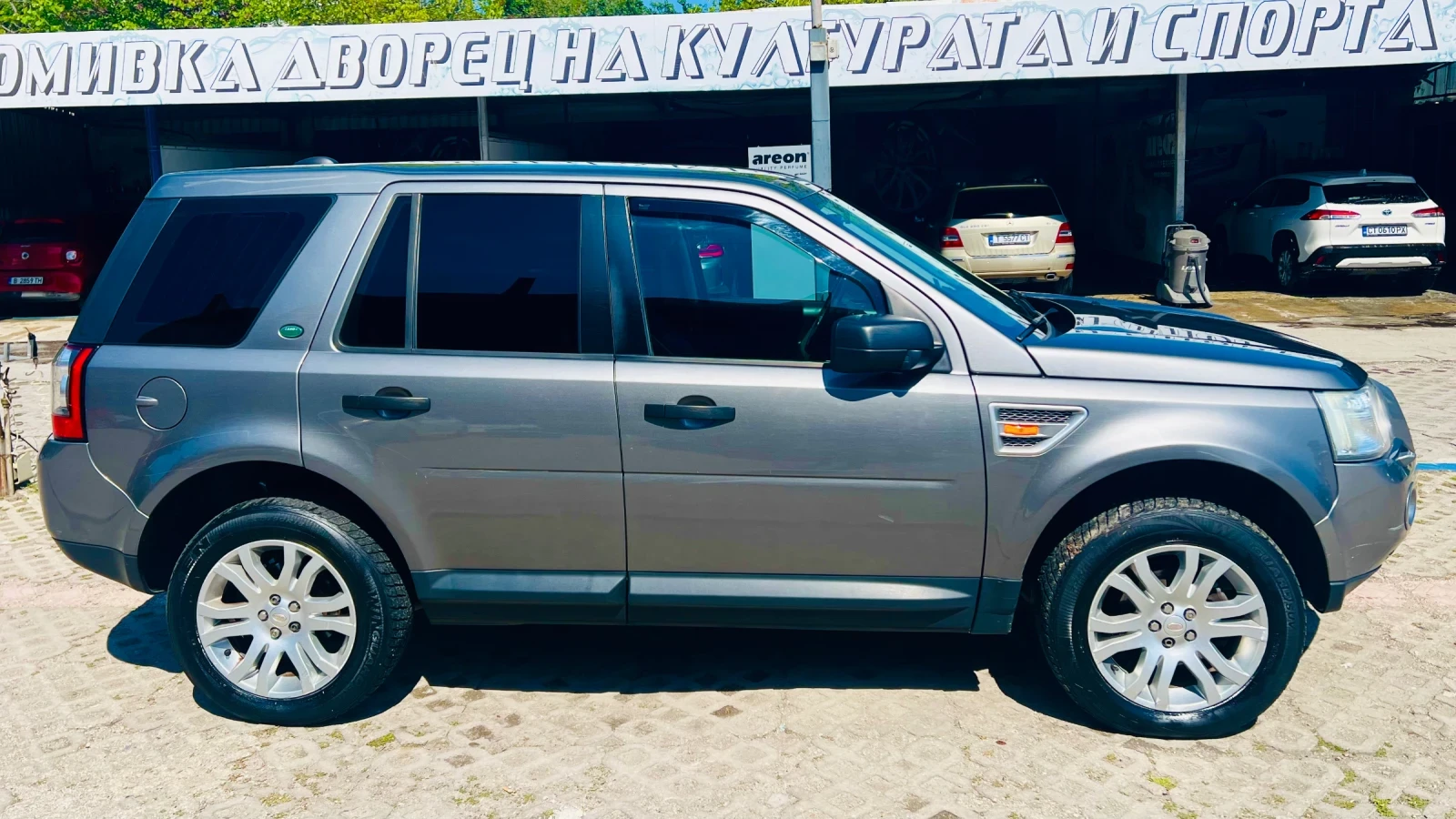 Land Rover Freelander 2.2 4х4 160 к.с. - изображение 2