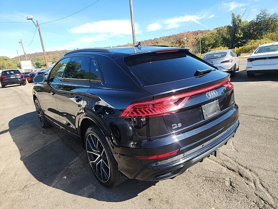 Audi Q8 Premium Plus - изображение 3