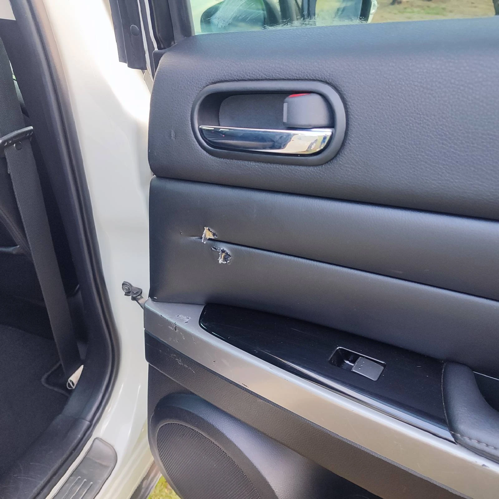 Mazda CX-7 2.2 MZR-CD AWD - изображение 10