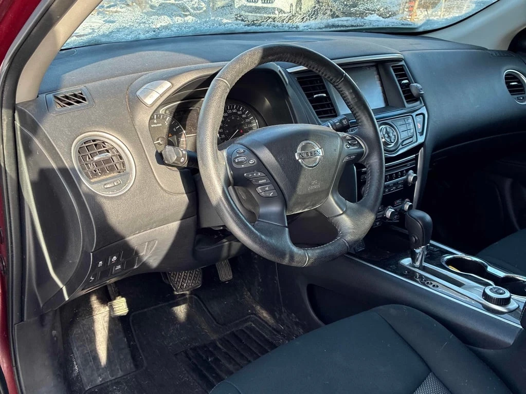 Nissan Pathfinder * SV Tech 4x4 * CARFAX * ЦЕНА ДО БГ - изображение 5