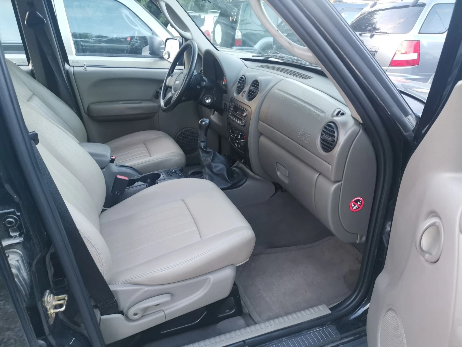 Jeep Cherokee 2.4 UNIKAT 6 SPEED  | Mobile.bg � ����������� 11