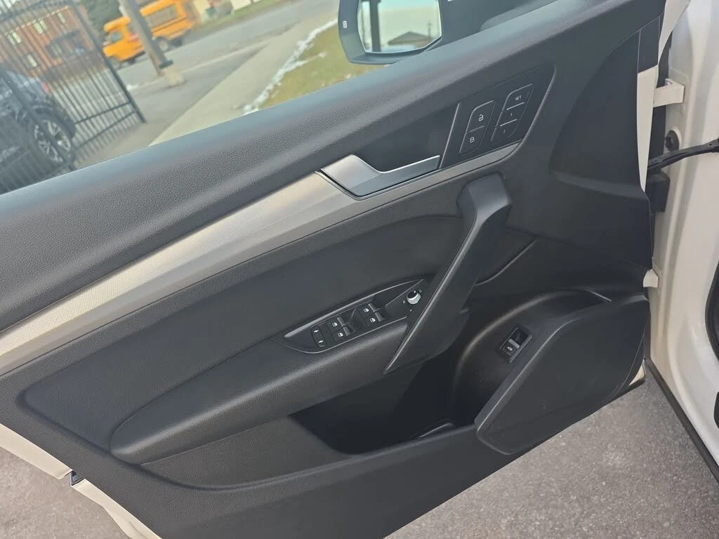 Audi Q5 quattro Progressiv 45 * AвтоКредит * (ЦЕНА ДО БГ), снимка 11 - Автомобили и джипове - 54456202