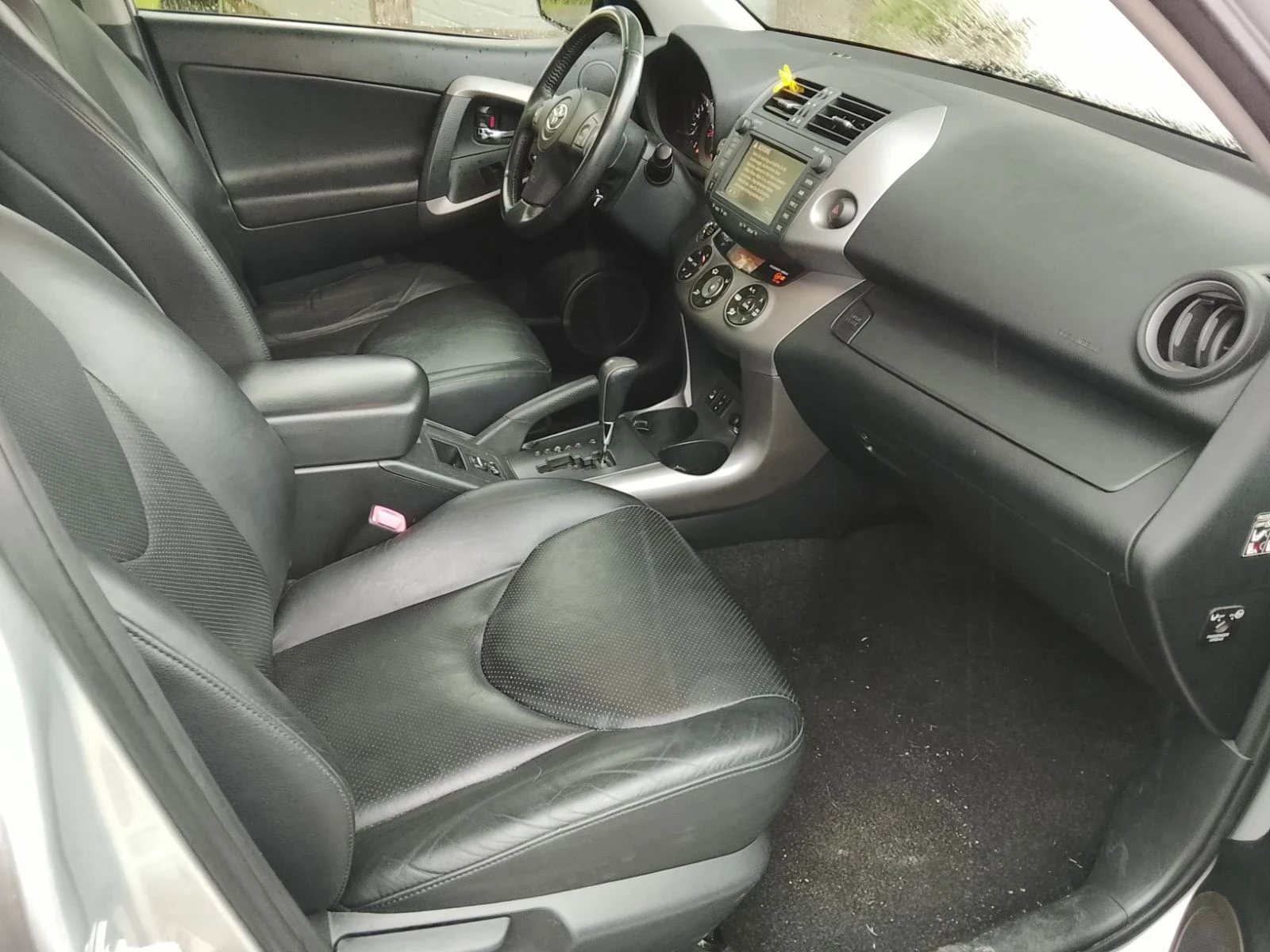 Toyota Rav4, снимка 7 - Автомобили и джипове - 54597315