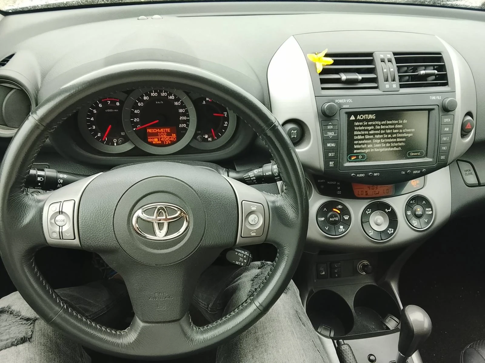 Toyota Rav4, снимка 9 - Автомобили и джипове - 54597315