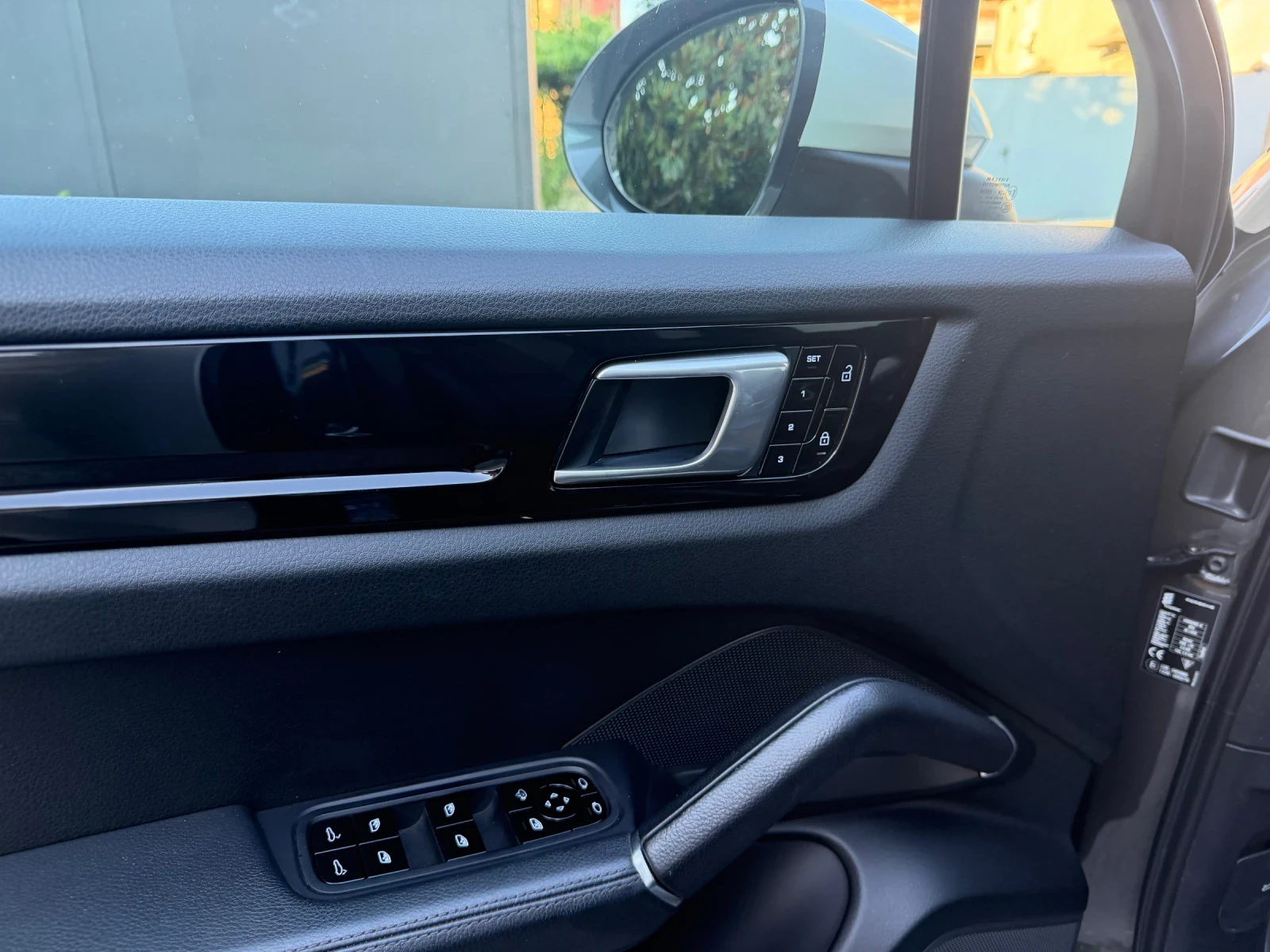 Porsche Cayenne, снимка 11 - Автомобили и джипове - 54974589