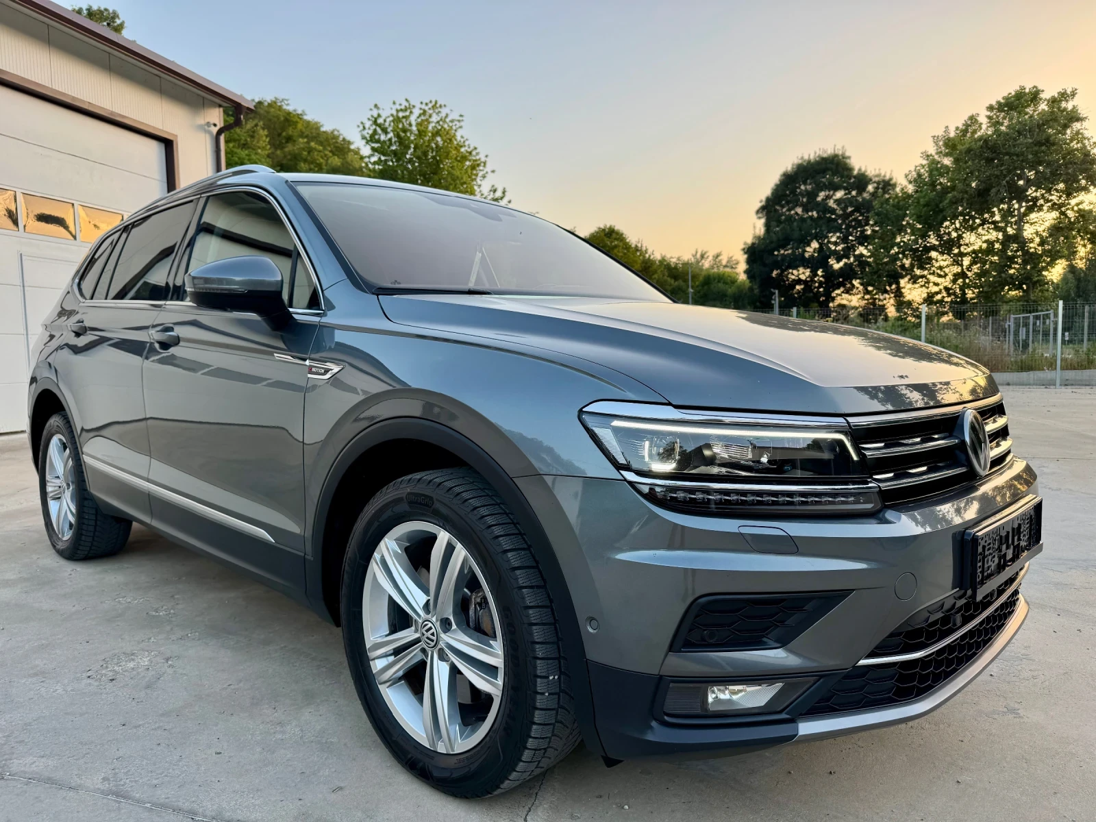 VW Tiguan Allspace 2.0 TDI Bi-Turbo 240 к.с., DSG, 4Motion, 7 места