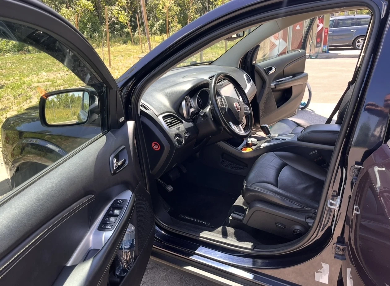 Fiat Freemont, снимка 4 - Автомобили и джипове - 55156446