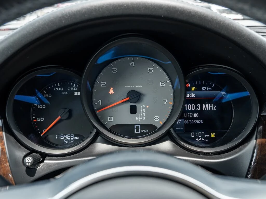 Porsche Macan * LED* ПАНО* KEYLESS* Camera* ПОДГРЕВ* , снимка 10 - Автомобили и джипове - 55606256