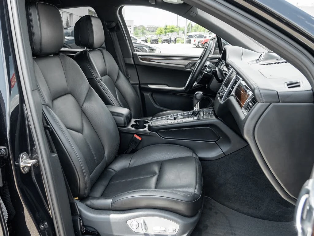 Porsche Macan * LED* ПАНО* KEYLESS* Camera* ПОДГРЕВ* , снимка 14 - Автомобили и джипове - 55606256