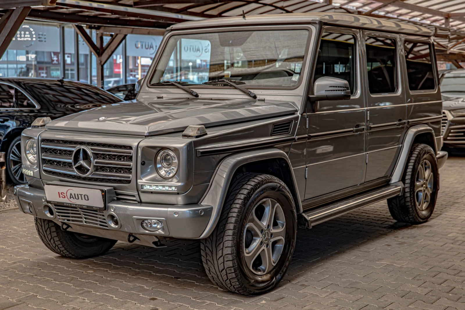 Mercedes-Benz G 350 Distronic/Камера/Обдухване/Подгрев 4х/Печка/, снимка 3 - Автомобили и джипове - 55637766