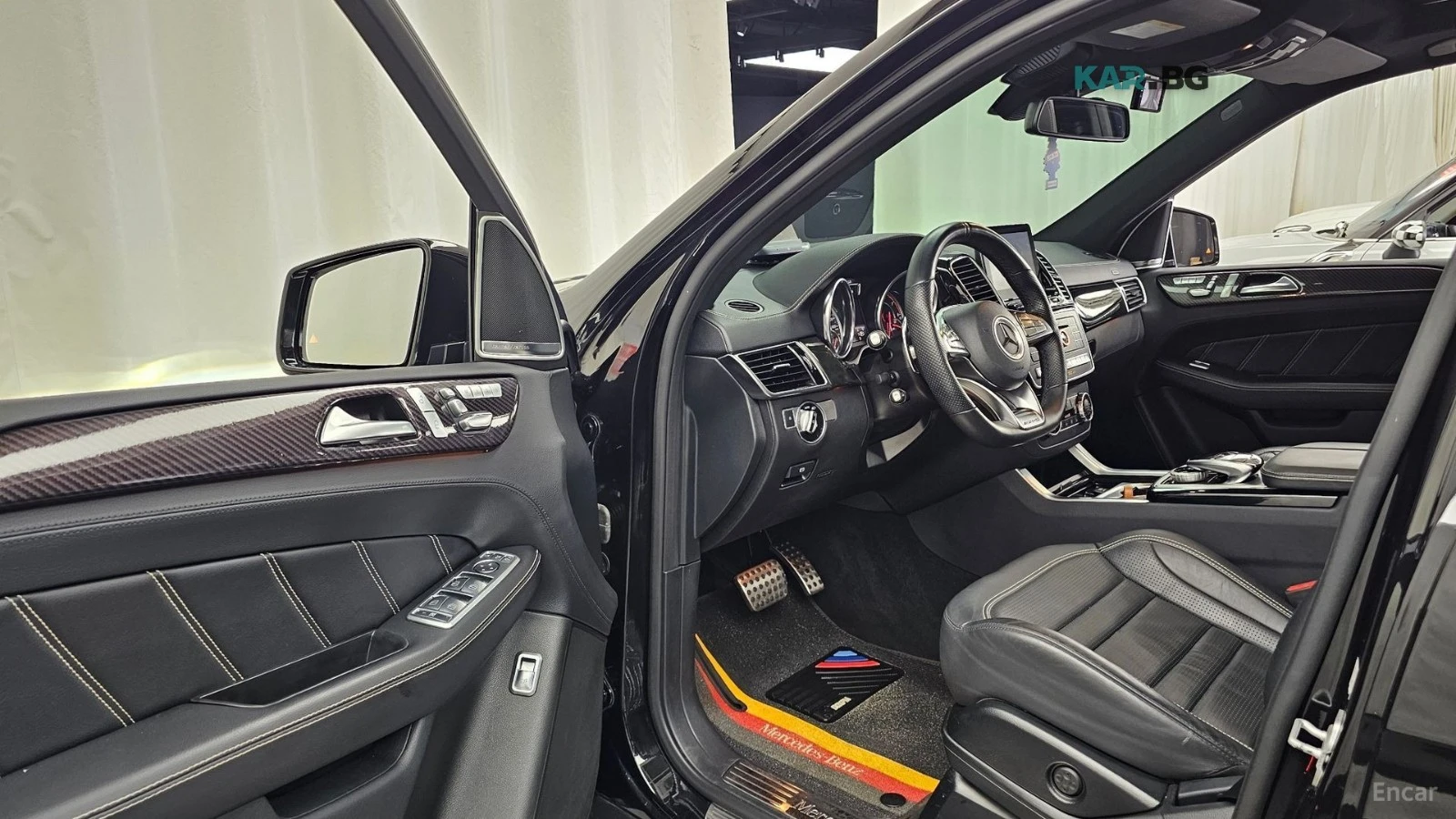 Mercedes-Benz GLE 63 AMG HARMON KARDON* ОБДУХВАНЕ* ДИСТРОНИК* 360, снимка 9 - Автомобили и джипове - 55775251