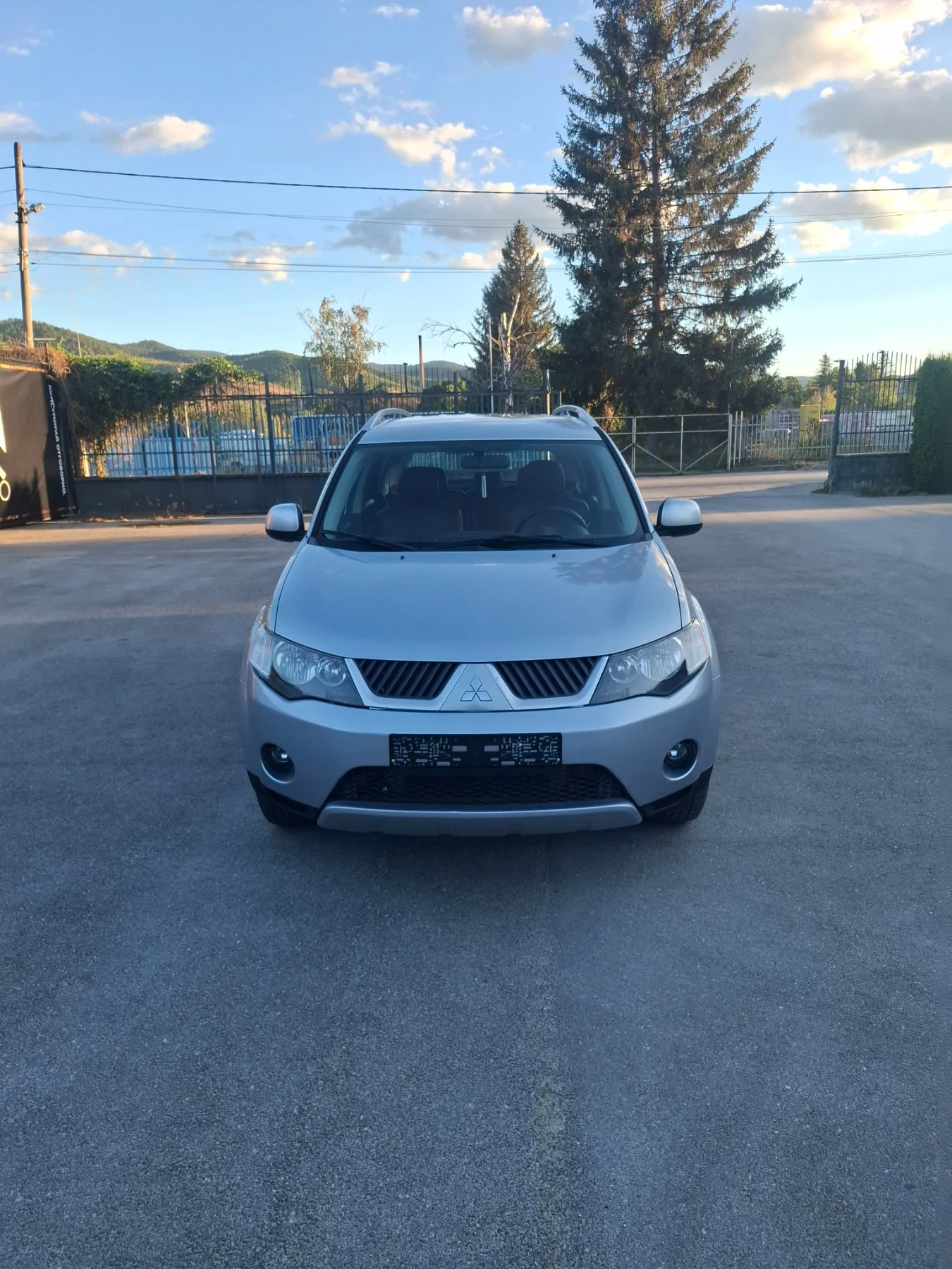 Mitsubishi Outlander 2.0DI-D 140к.с 4Х4 163000км., снимка 3 - Автомобили и джипове - 55957466