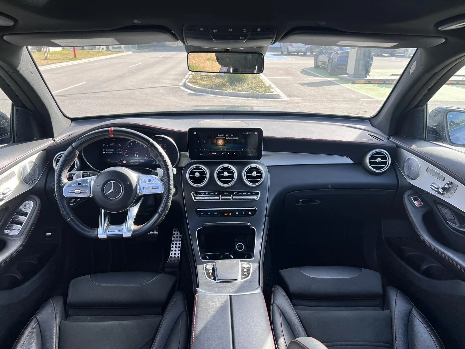 Mercedes-Benz GLC 43 AMG Performance, снимка 9 - Автомобили и джипове - 56180119