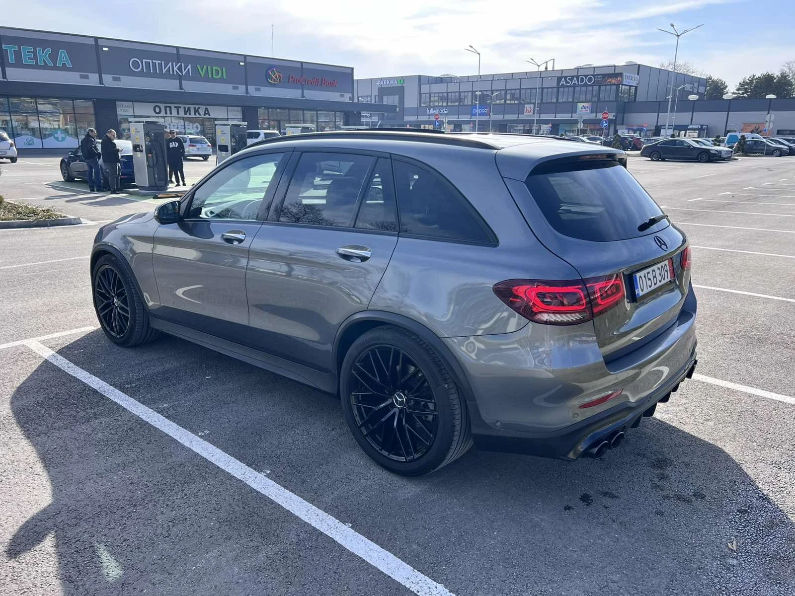 Mercedes-Benz GLC 43 AMG Performance, снимка 3 - Автомобили и джипове - 56180119
