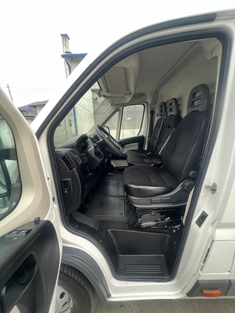 Peugeot Expert L4H3 / * 173.000км* / Климатик, снимка 13 - Бусове и автобуси - 53562820