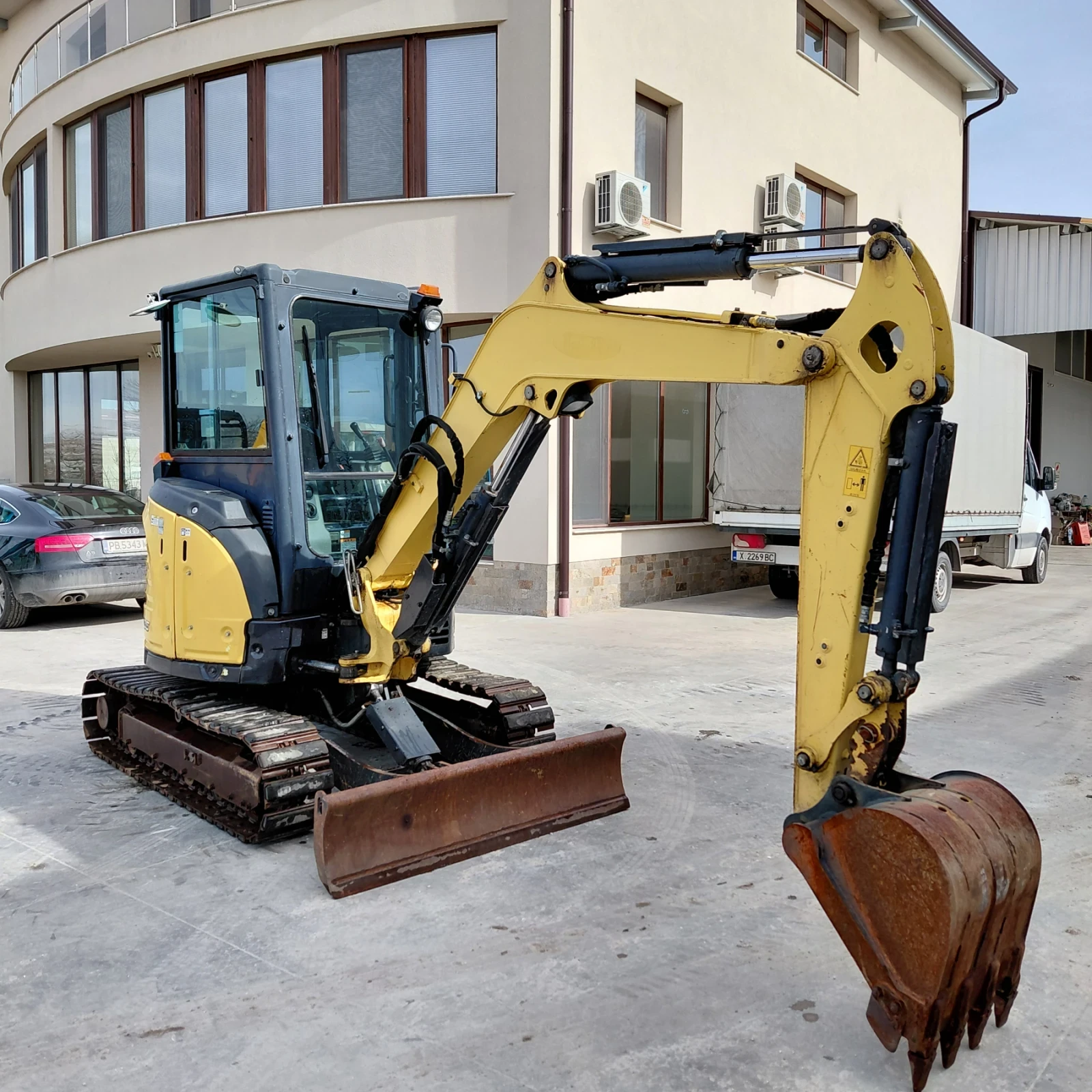 ����� Yanmar VIO35-6 * ������� * ��� ��������� *  | Mobile.bg � ����������� 7