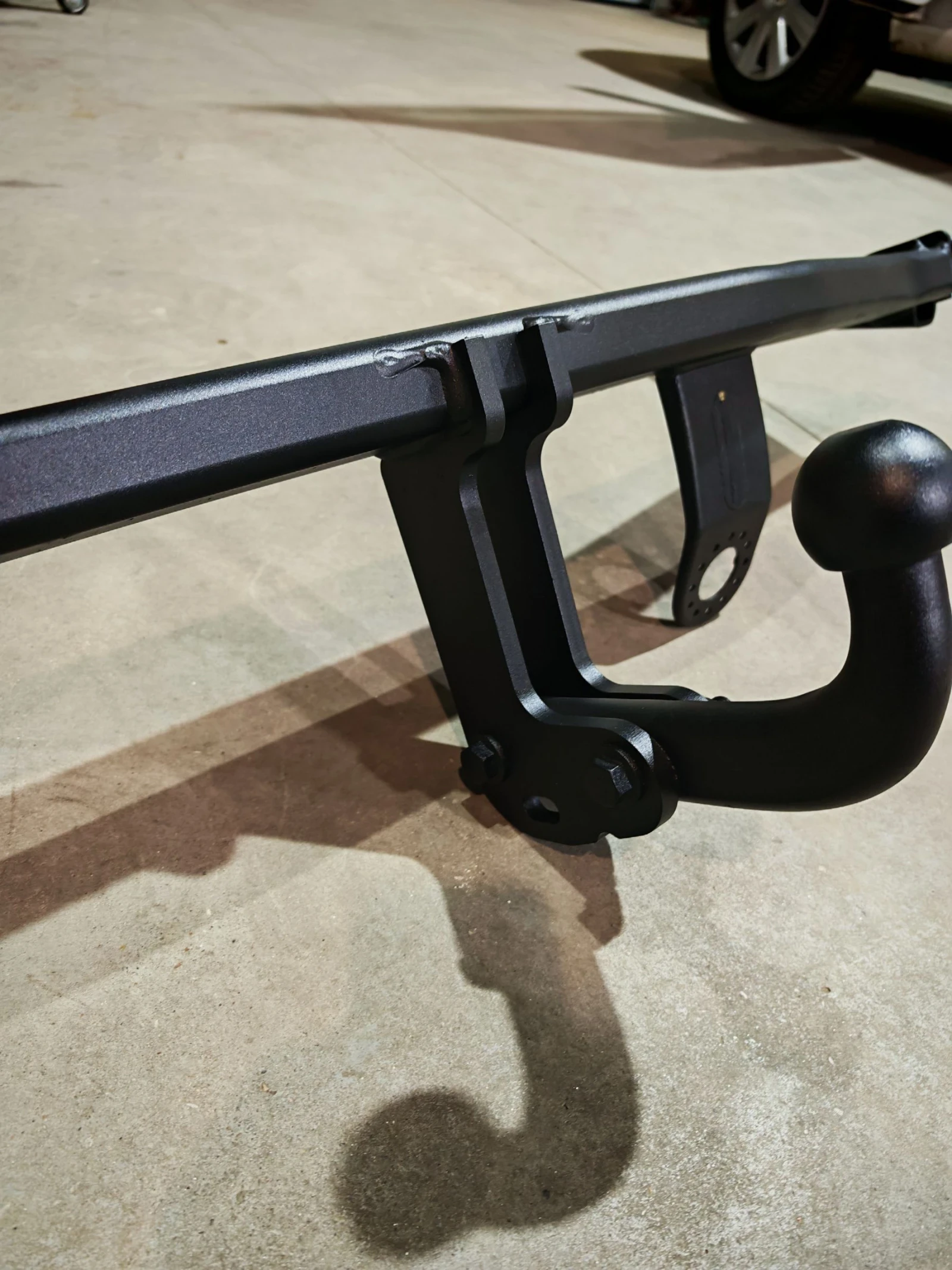 Теглич за Фолцваген Кади и др., снимка 2 - Части - 53917280