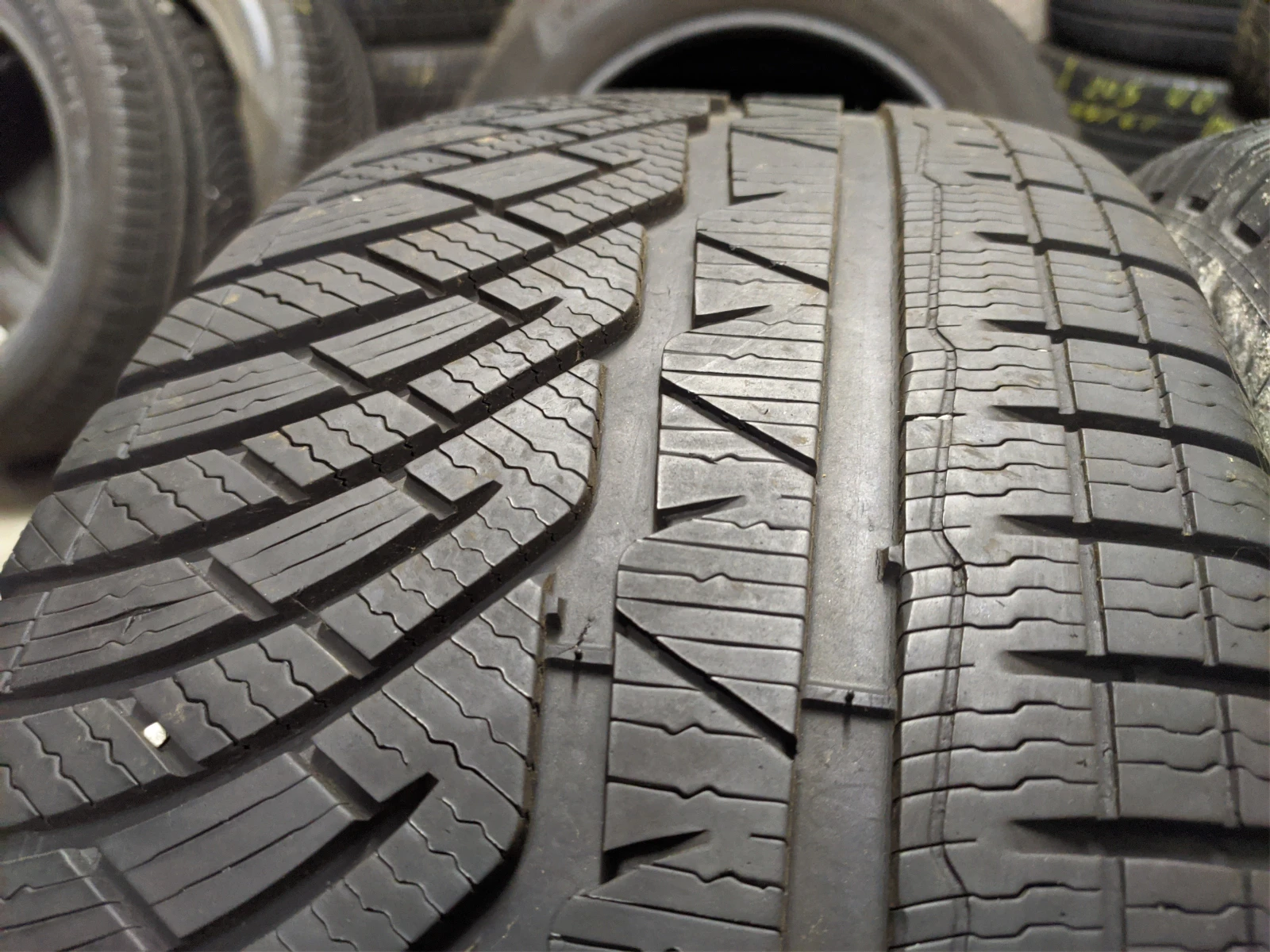 ���� 225/55R17 | Mobile.bg � ����������� 3