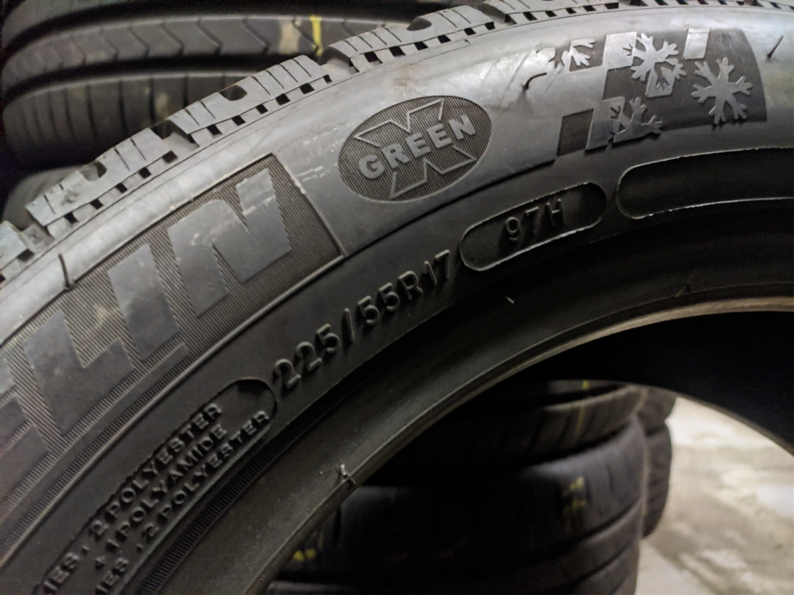 ���� 225/55R17 | Mobile.bg � ����������� 4