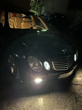 Mercedes-Benz E 320, снимка 14
