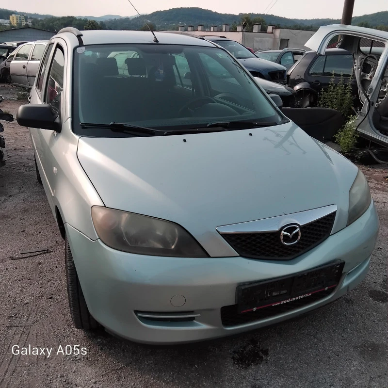 Mazda 2 1.2 бензин, снимка 1 - Автомобили и джипове - 46455315