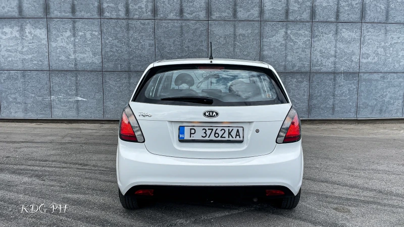 Kia Rio, снимка 5 - Автомобили и джипове - 47626242