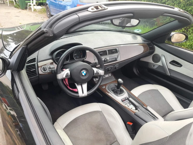 BMW Z4 2.5 i, снимка 7 - Автомобили и джипове - 48286201