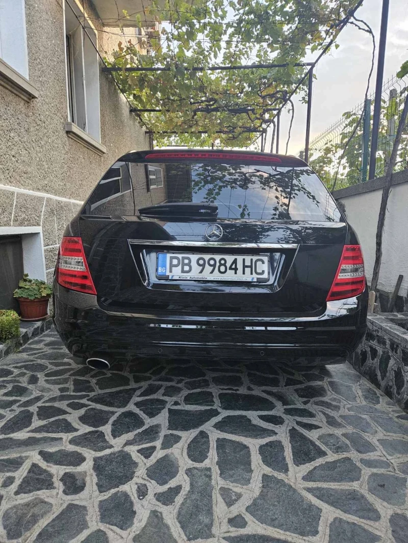 Mercedes-Benz C 220 CDI Facelift , снимка 2 - Автомобили и джипове - 48995341