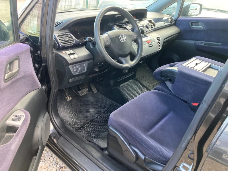 Honda Fr-v 1.8Automat, снимка 7 - Автомобили и джипове - 50052766