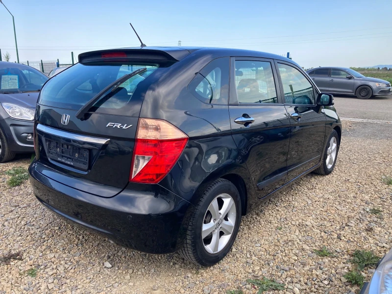 Honda Fr-v 1.8Automat, снимка 5 - Автомобили и джипове - 50052766