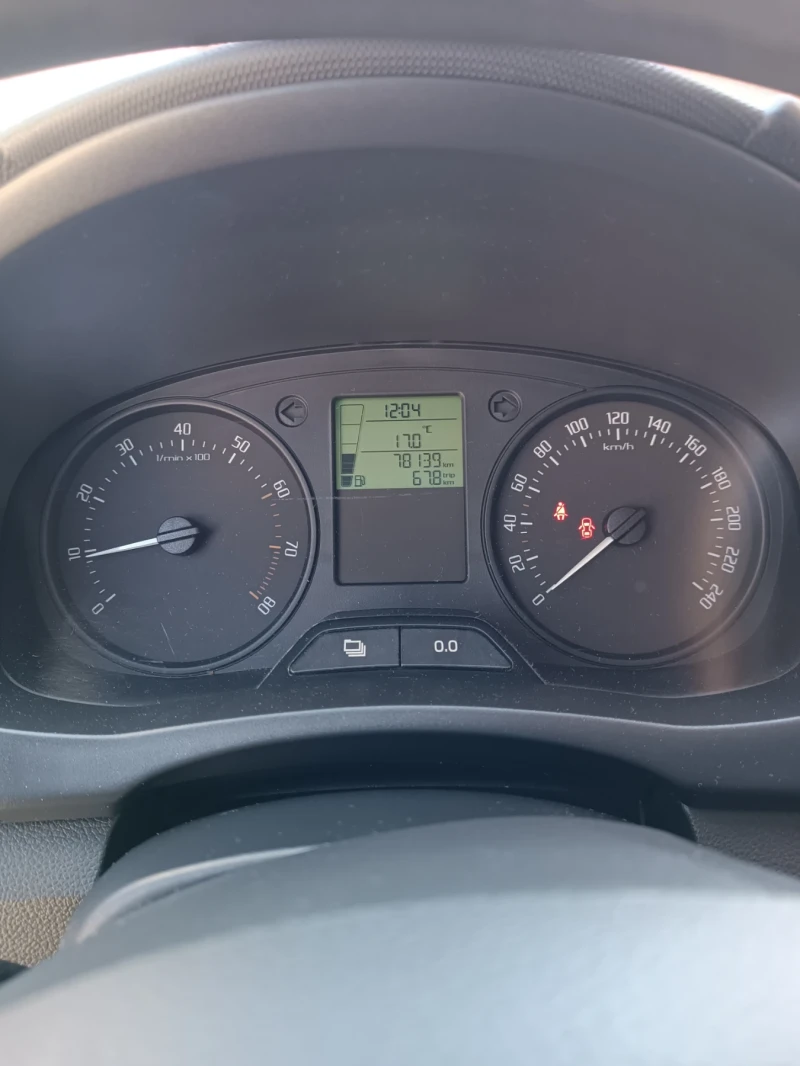 Skoda Fabia TSI, снимка 5 - Автомобили и джипове - 52498496