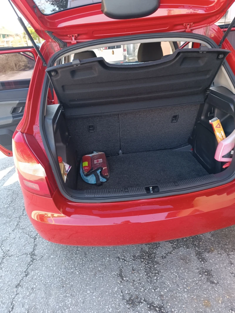 Skoda Fabia TSI, снимка 7 - Автомобили и джипове - 52498496